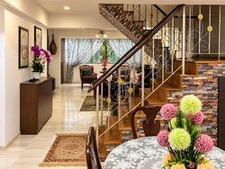 Blk 216 Jurong East Street 21 (Jurong East), HDB Executive #634221001